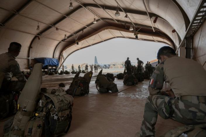 L&rsquo;armée française amorce son retrait du Niger