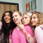 Les reines des abeilles des Mean Girls ont battu The Beekeeper