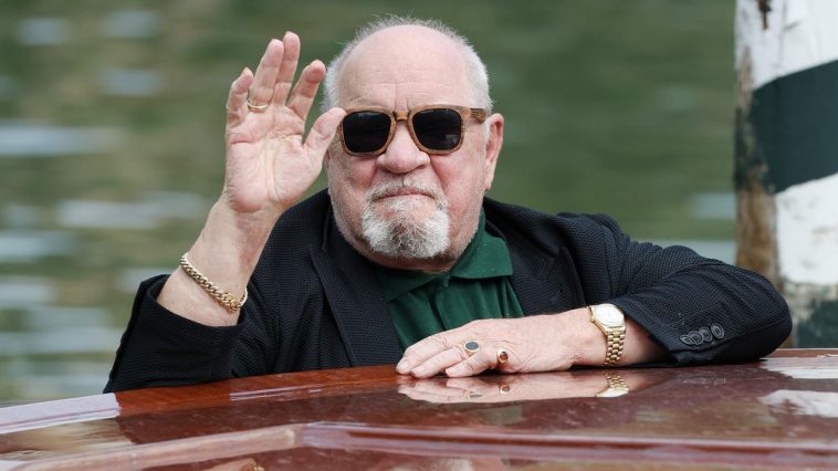 Paul Schrader devient viral pour une critique alimentée par Ambien Paul Schrader devient viral pour une critique alimentée par Ambien