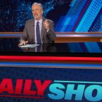 Jon Stewart démystifie le patirotisme de Trump Jon Stewart démystifie le patirotisme de Trump