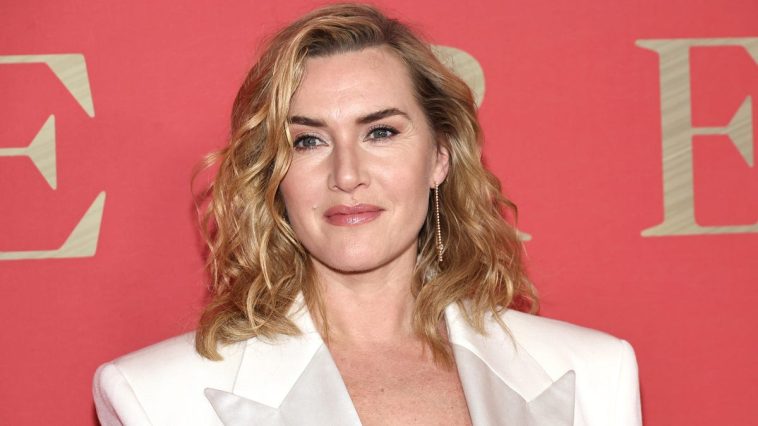 Kate Winslet souhaiterait que les films passés aient un coordinateur d'intimité Kate Winslet souhaiterait que les films passés aient un coordinateur d'intimité