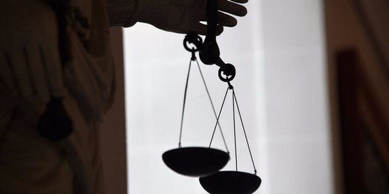 Affaire de la sex-tape à Saint-Étienne : le maire Gaël Perdriau devant la justice pour chantage homophobe