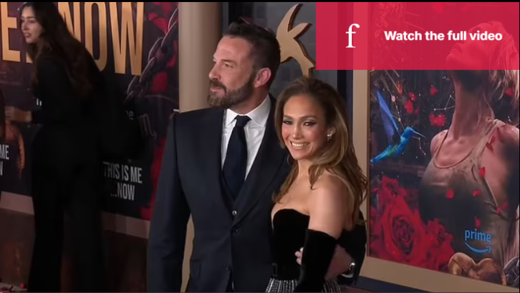 Jennifer Lopez, 55 ans, s’est transformée en mère pour Ben Affleck, 52 ans, en essayant d’atténuer ses « mauvaises humeurs », mais sa « négativité » l’a épuisée. Jennifer Lopez, 55 ans, s’est transformée en mère pour Ben Affleck, 52 ans, en essayant d’atténuer ses « mauvaises humeurs », mais sa « négativité » l’a épuisée.