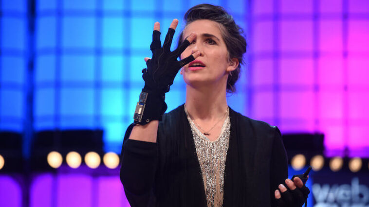 Imogen Heap est devenu Black Mirror complet Imogen Heap est devenu Black Mirror complet