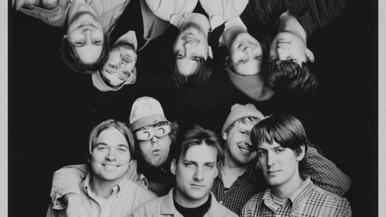 Un biopic de groupe ambitieux rencontre le rock not-doc Un biopic de groupe ambitieux rencontre le rock not-doc