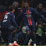 Kvaratskhelia débloque son compteur, Dembélé s&rsquo;offre un doublé : le PSG déroule face à Monaco
