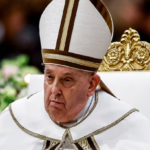 Le pape va regagner le Vatican après cinq semaines d’hospitalisation