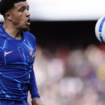Chelsea prêt à officialiser l&rsquo;arrivée définitive de Sancho malgré une clause de rupture, selon la presse