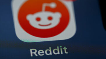 États-Unis : Un père de famille tombe amoureux de son chatbot et lui propose le mariage