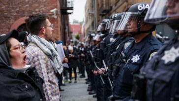 San Francisco : plus de 60 personnes arrêtées après une manifestation contre l’ICE qui tourne à l’affrontement