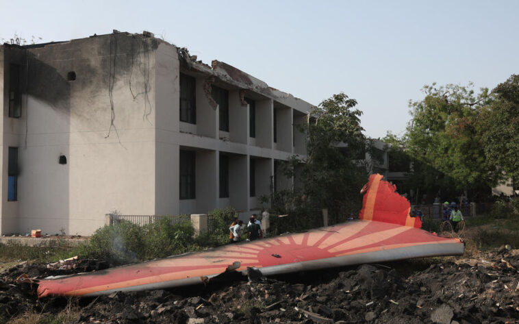 Catastrophe aérienne en Inde : un miraculé retrouvé parmi les 200 victimes