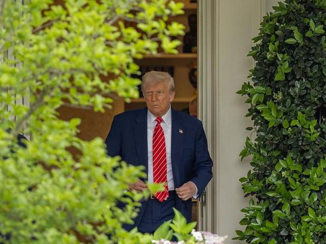 États-Unis : Trump double les tarifs douaniers sur l’acier et l’aluminium, l’économie américaine sous tension