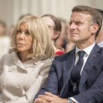 Emmanuel et Brigitte Macron en vacances au fort de Brégançon : les photos en maillot de bain qui enflamment les réseaux sociaux