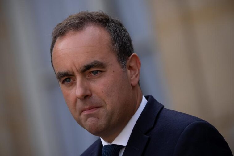 Crise politique en France : vers une impasse durable pour Emmanuel Macron ?